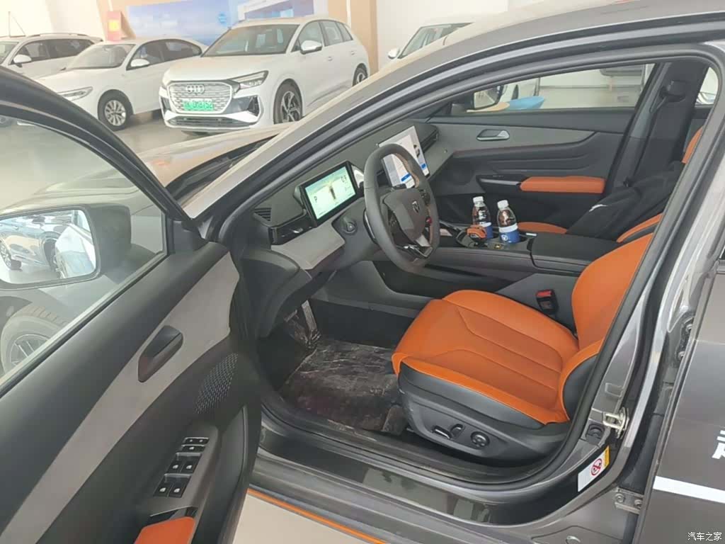 Changan UNI-V, 2025 16