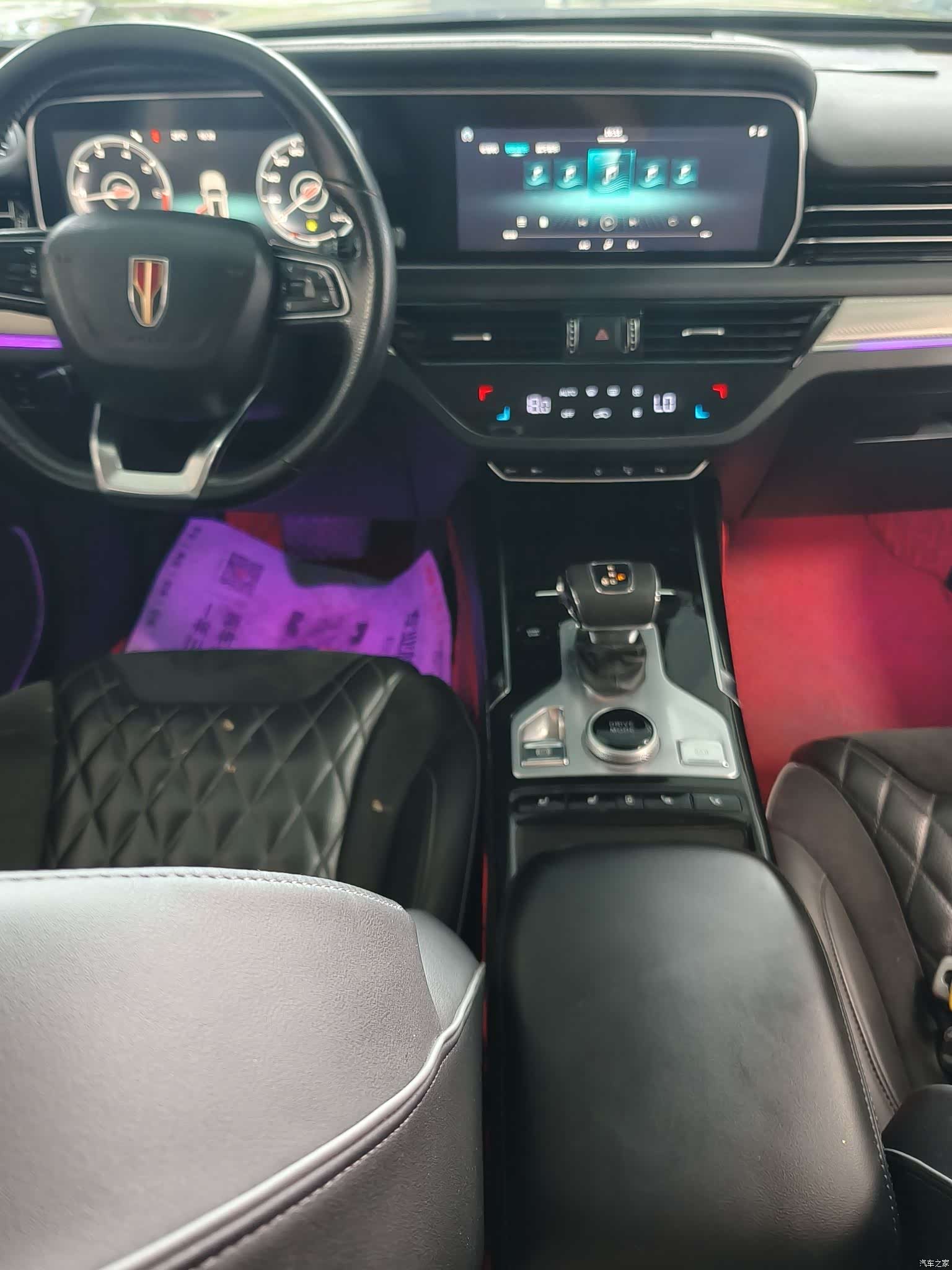 Hongqi HS5, 2019 8