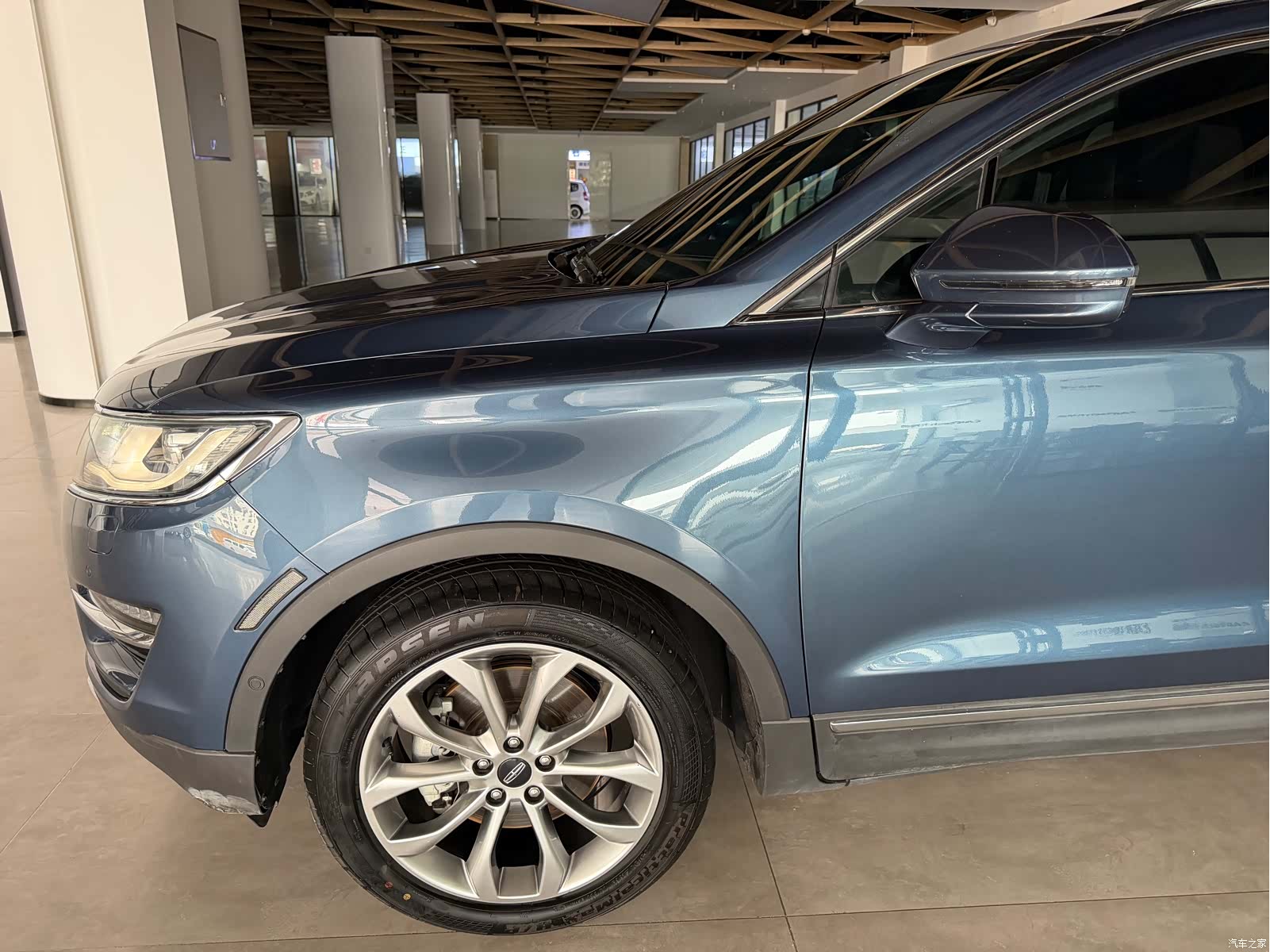 Lincoln MKC, 2019 21