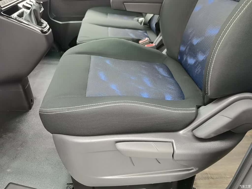 DongFeng V9, 2024 20