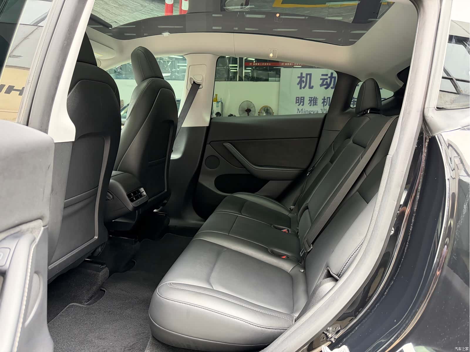 Tesla Model Y, 2021 11