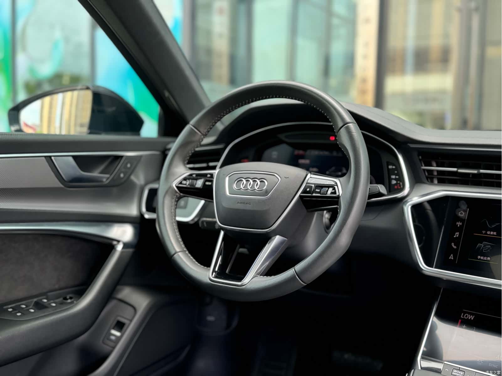 Audi A6L, 2019 25