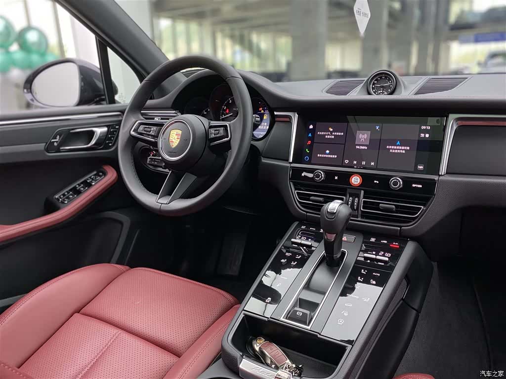 Porsche Macan, 2025 13