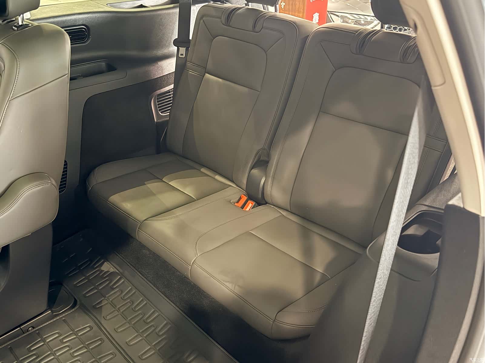 Lincoln Aviator, 2025 17