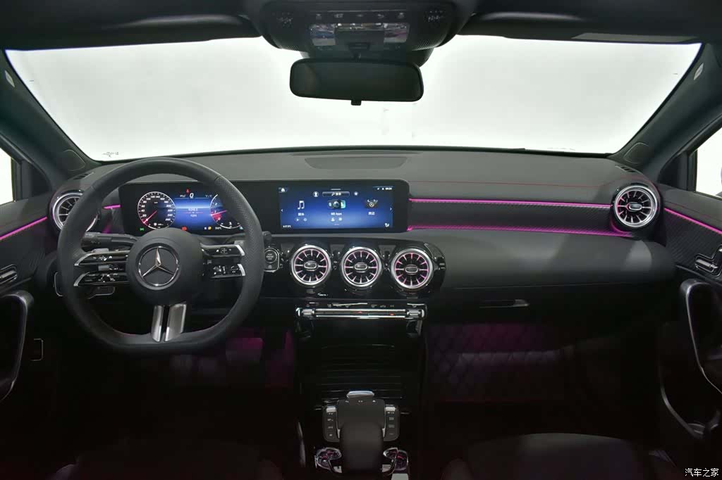 Mercedes-Benz A-Class, 2024 все фото
