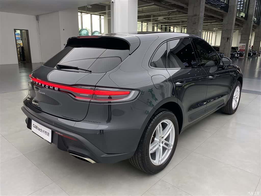Porsche Macan, 2025 32