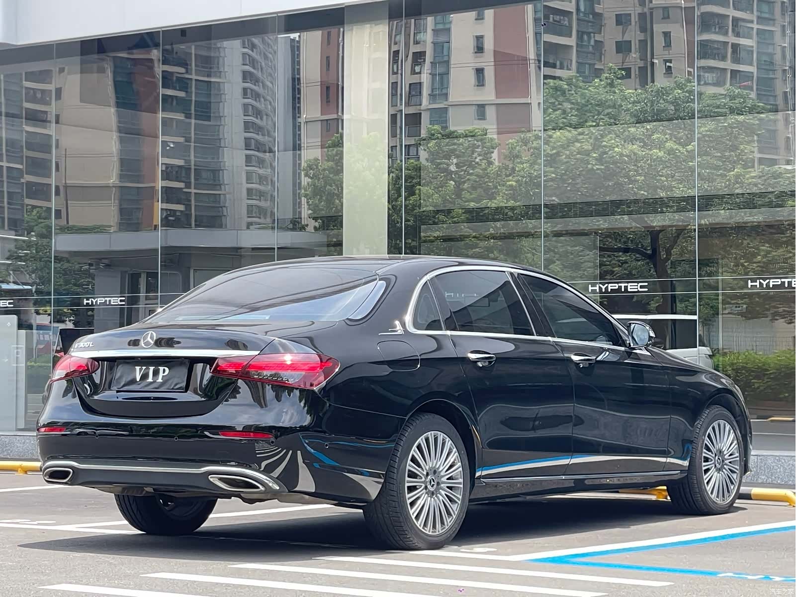 Mercedes-Benz E-Class, 2022 10