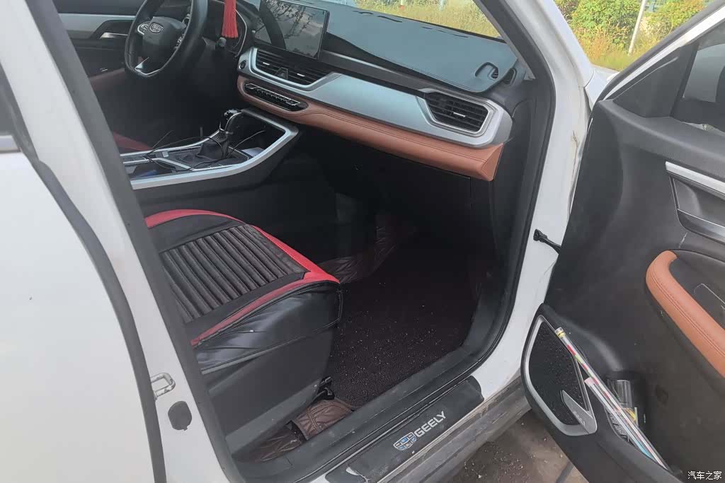 Geely X6, 2021 8