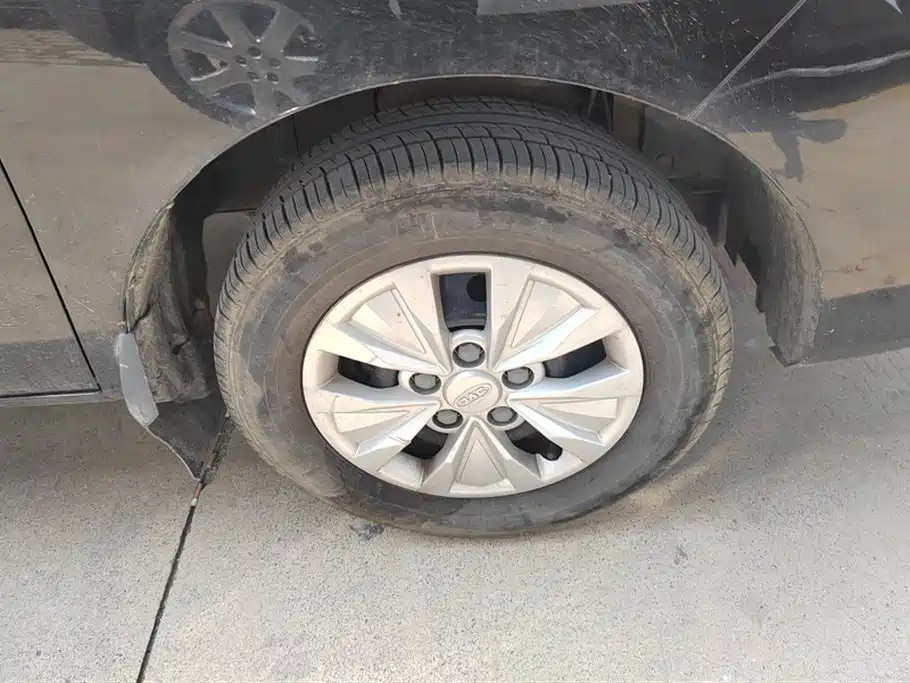 JAC Refine Ruifeng M3