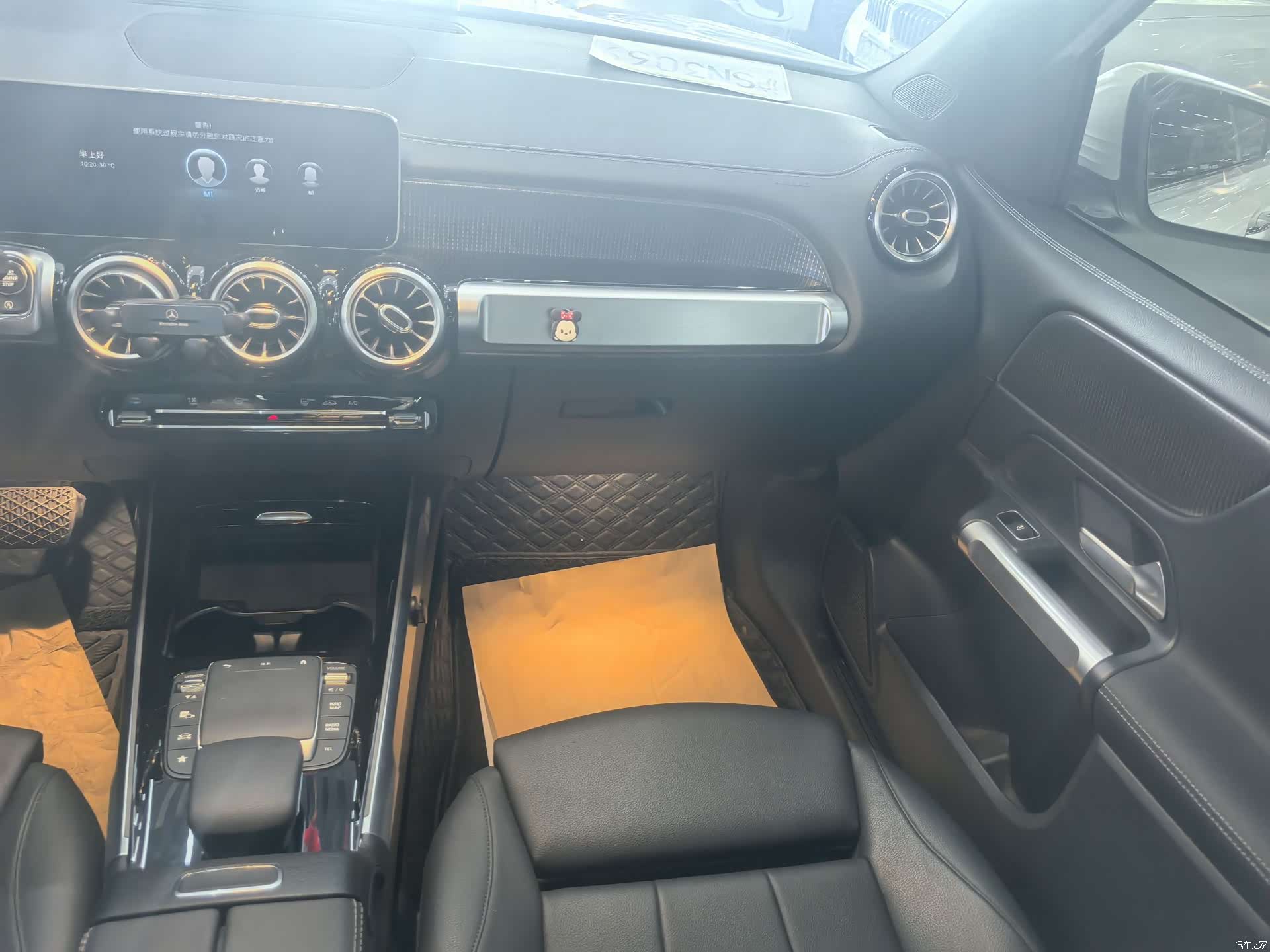 Mercedes-Benz GLB, 2020 14