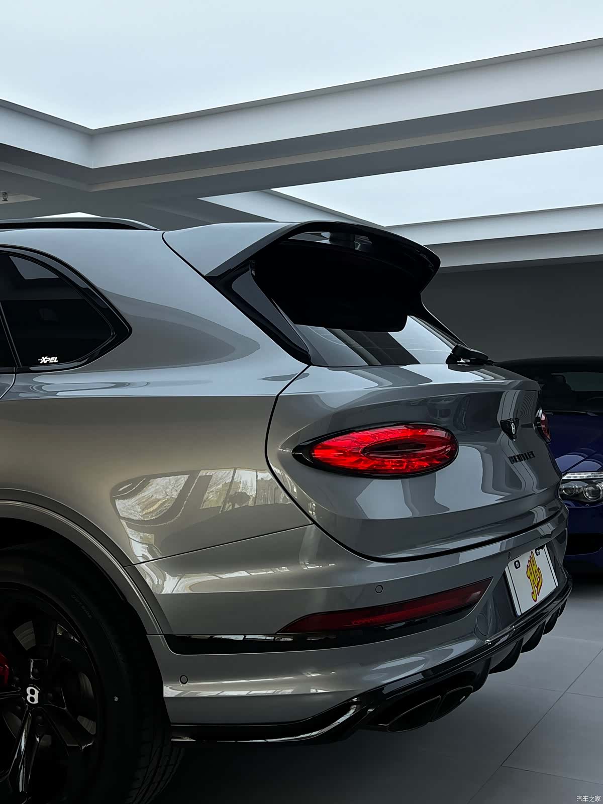 Bentley Bentayga, 2022 29