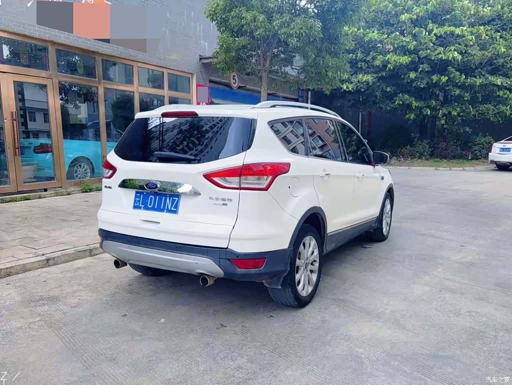 Ford Kuga, 2015 7