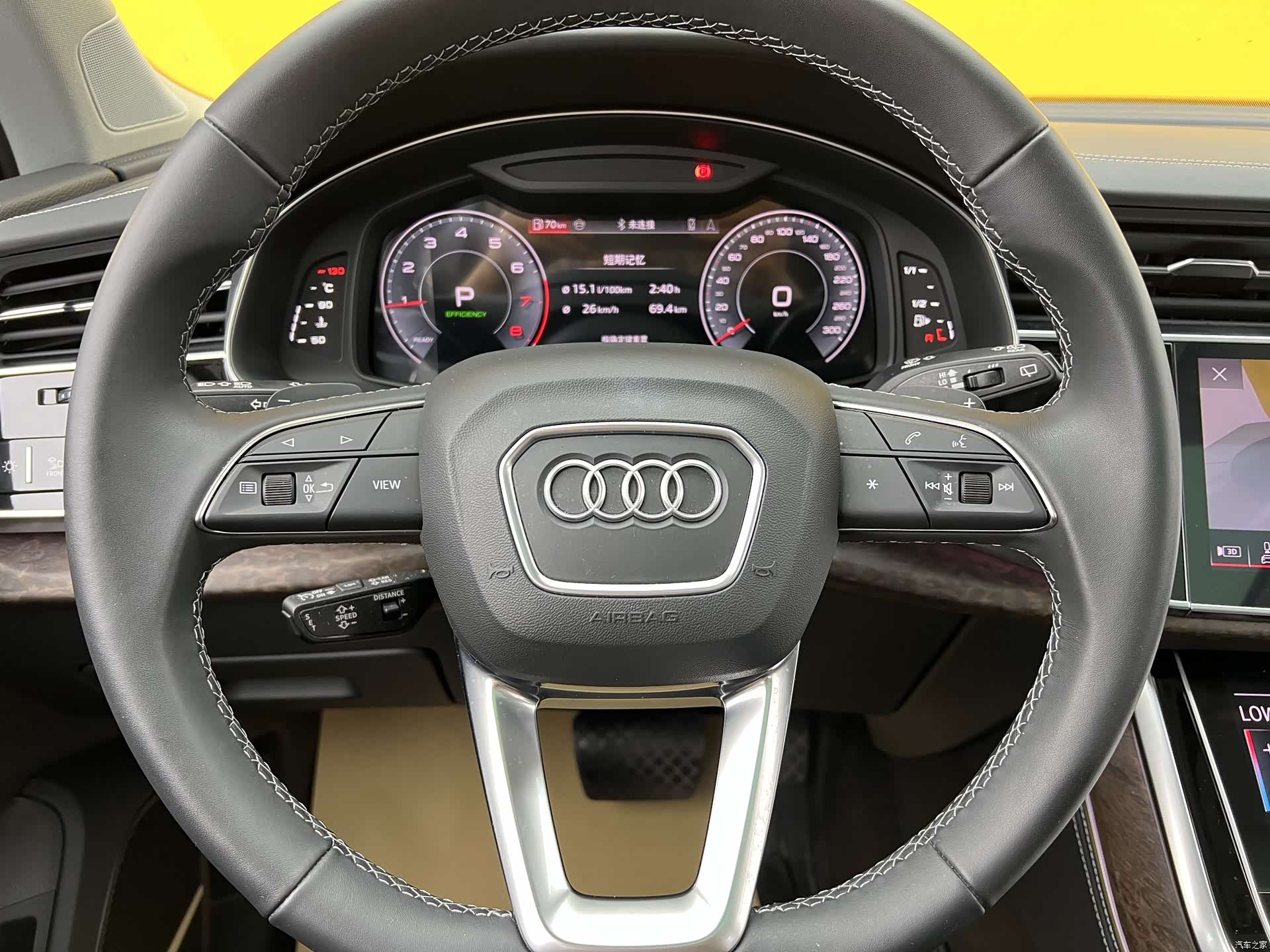 Audi Q7, 2025 4