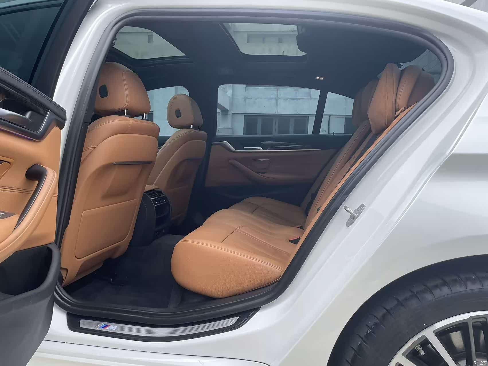 BMW 5 Series, 2019 6