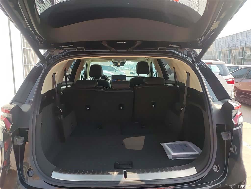 BYD Tang, 2019 15