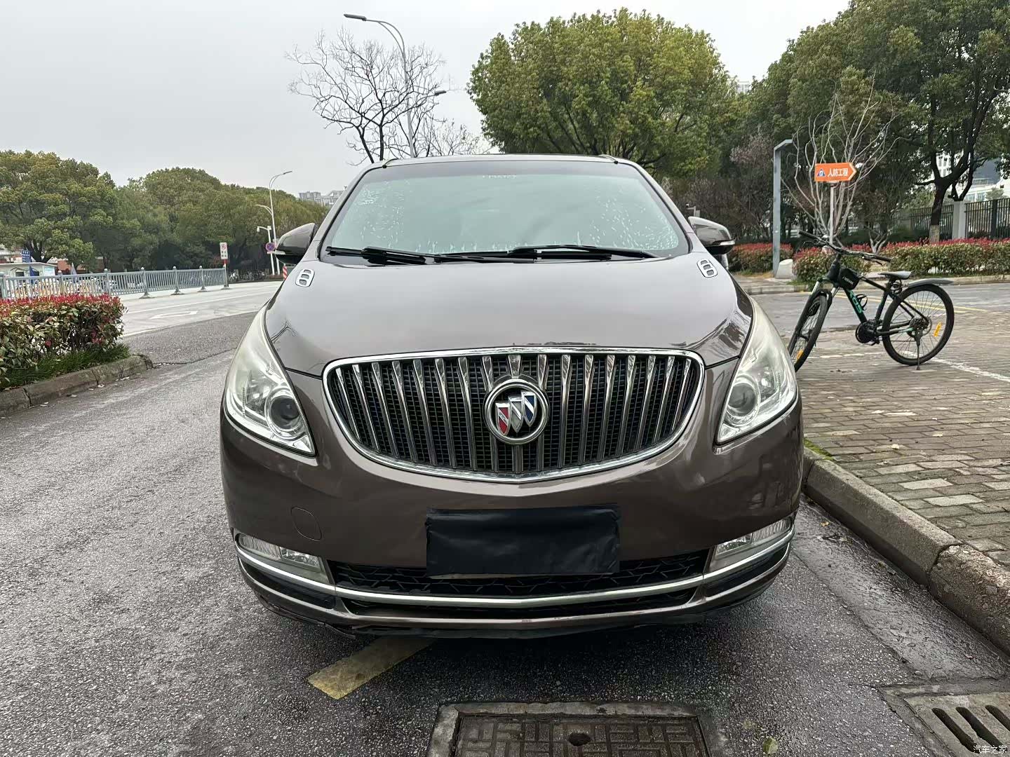 Buick GL8, 2013 2