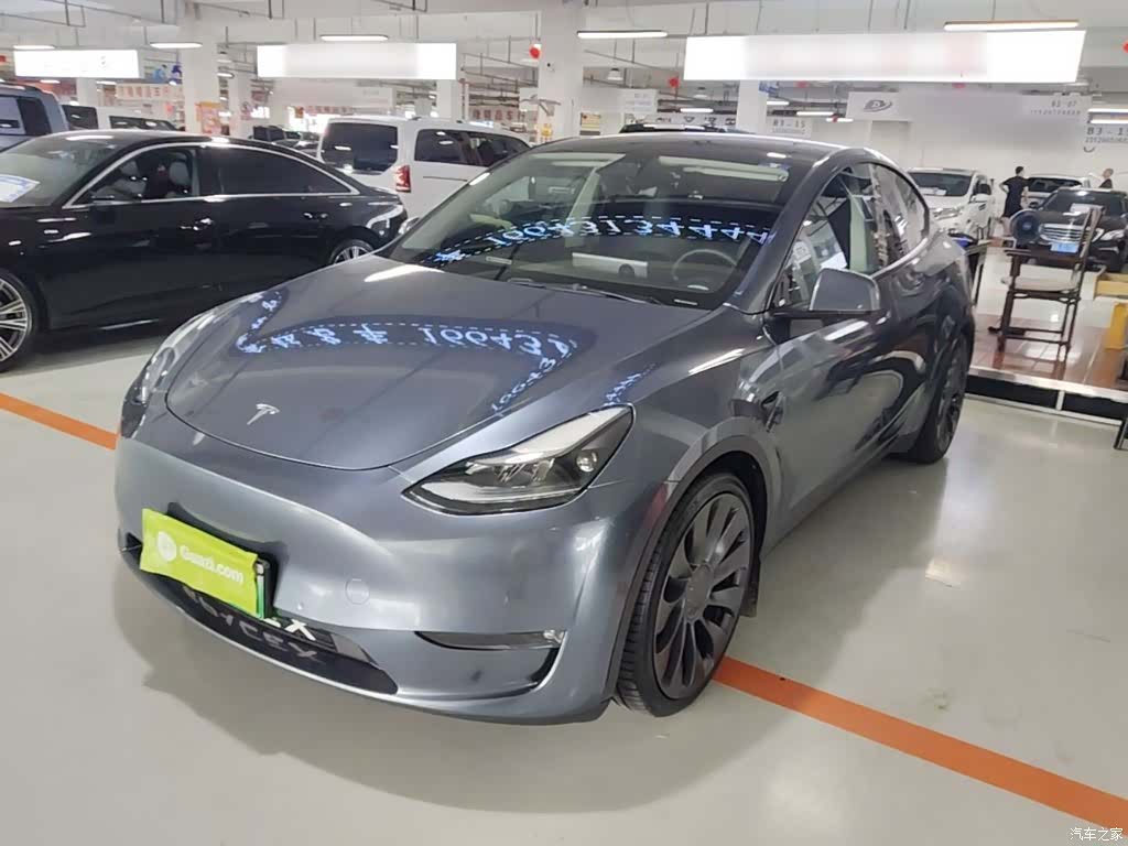 Tesla Model Y, 2022 1
