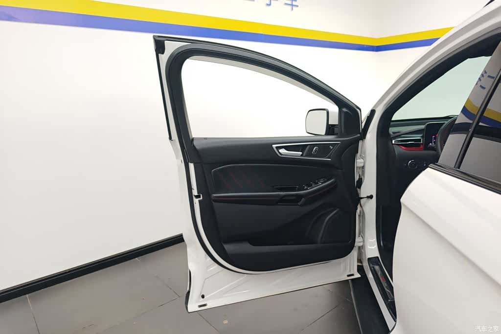 Ford Edge, 2021 7