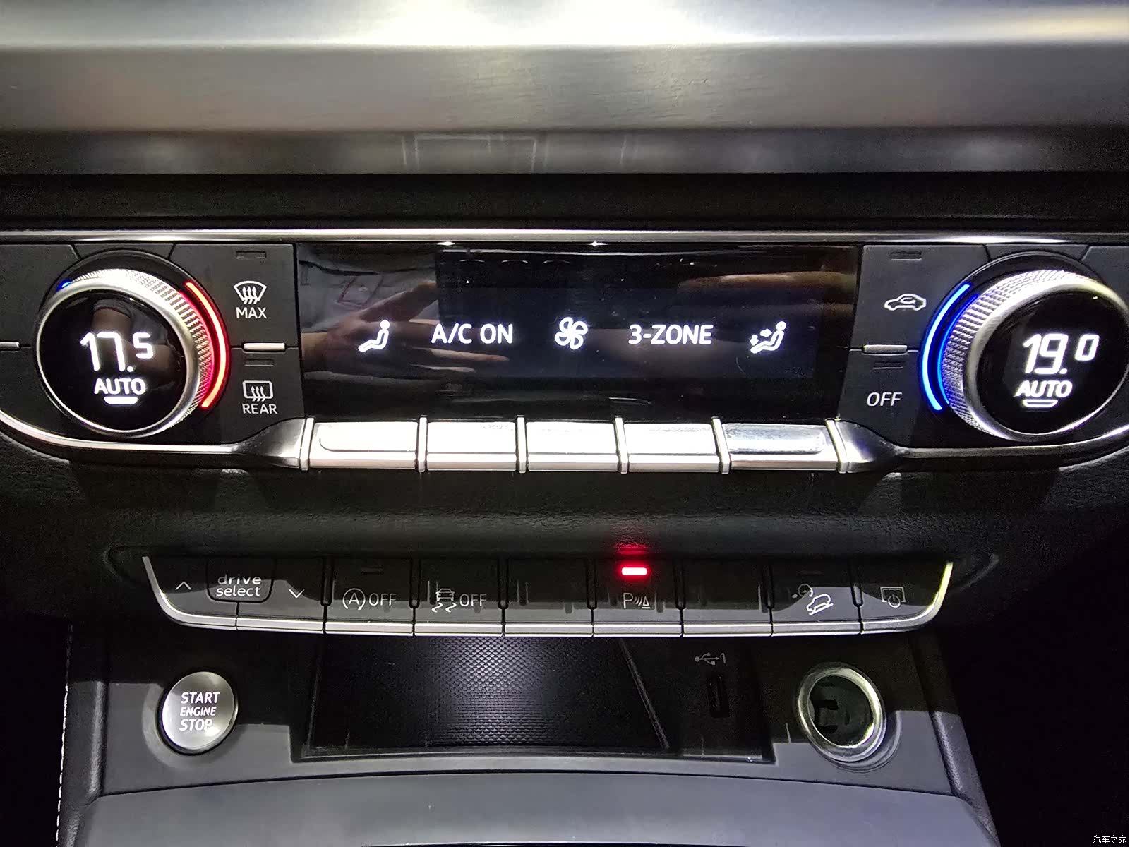 Audi Q5L, 2023 8