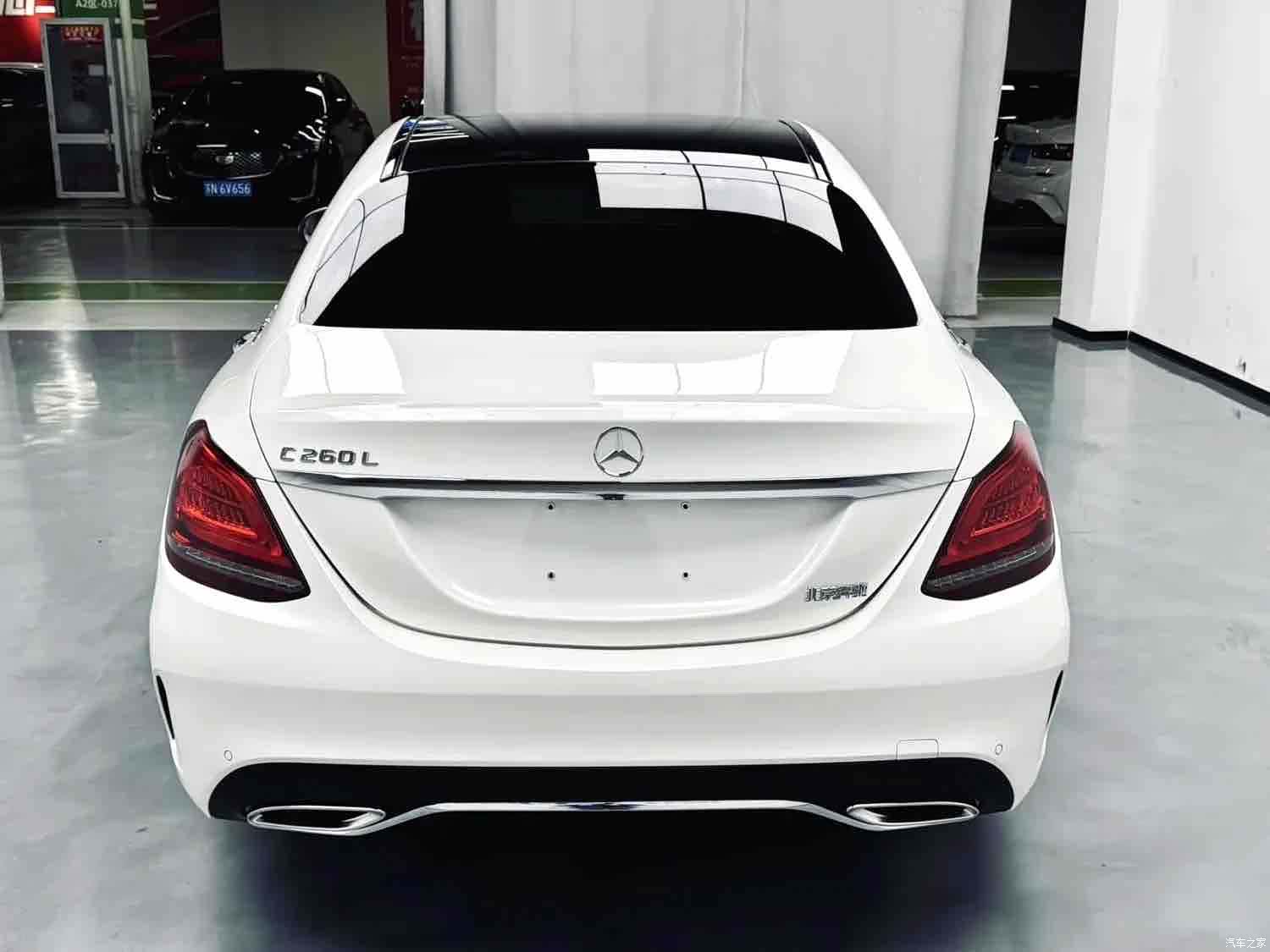 Mercedes-Benz C-Class, 2019 4
