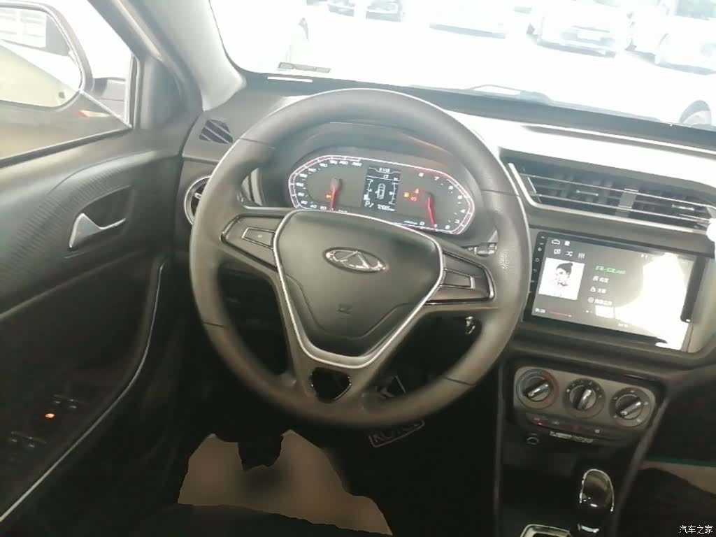Chery 3x, 2018 11
