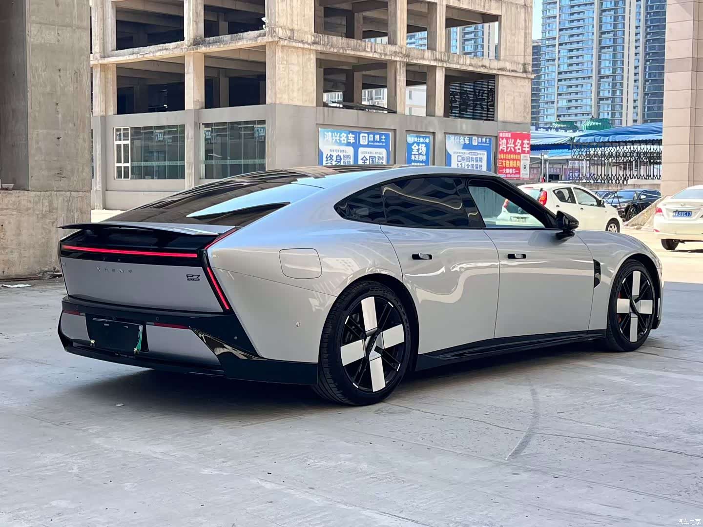 Xpeng P7, 2025 7