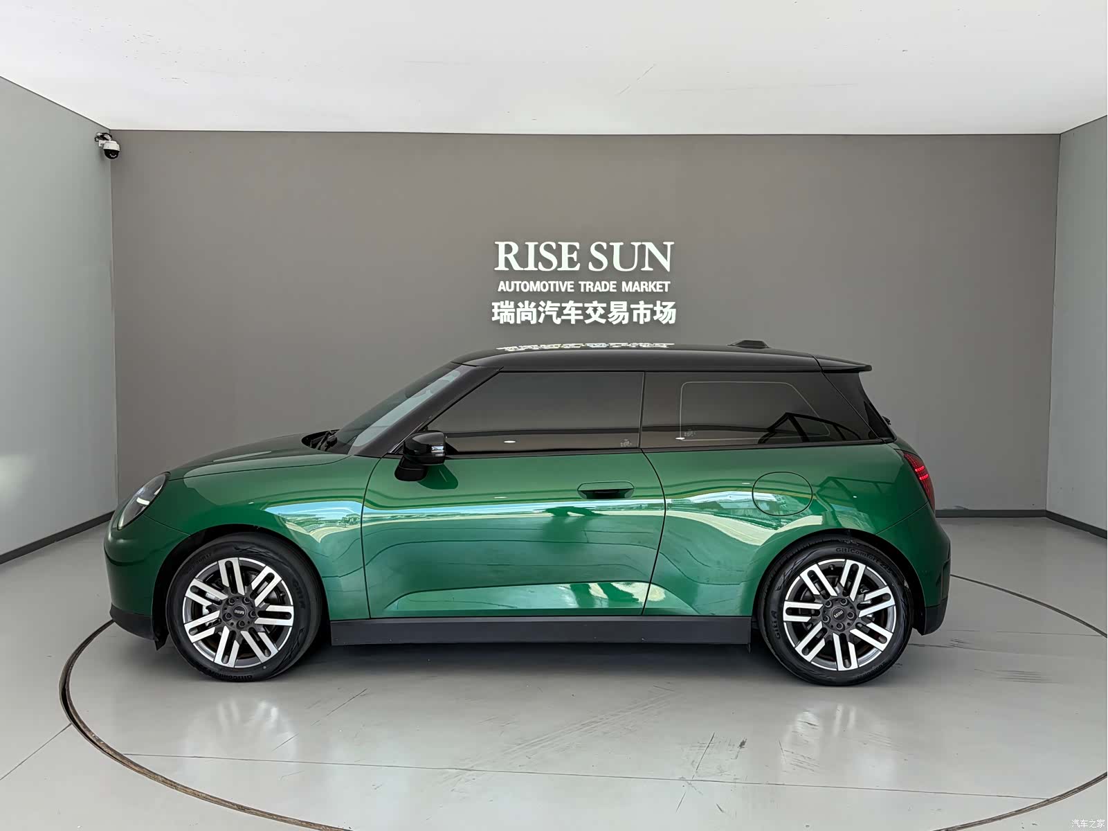 Mini Cooper, 2024 4