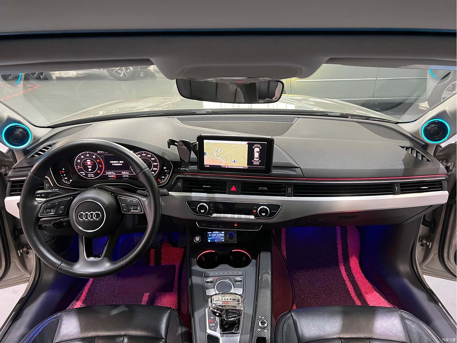 Audi A4L, 2018 все фото