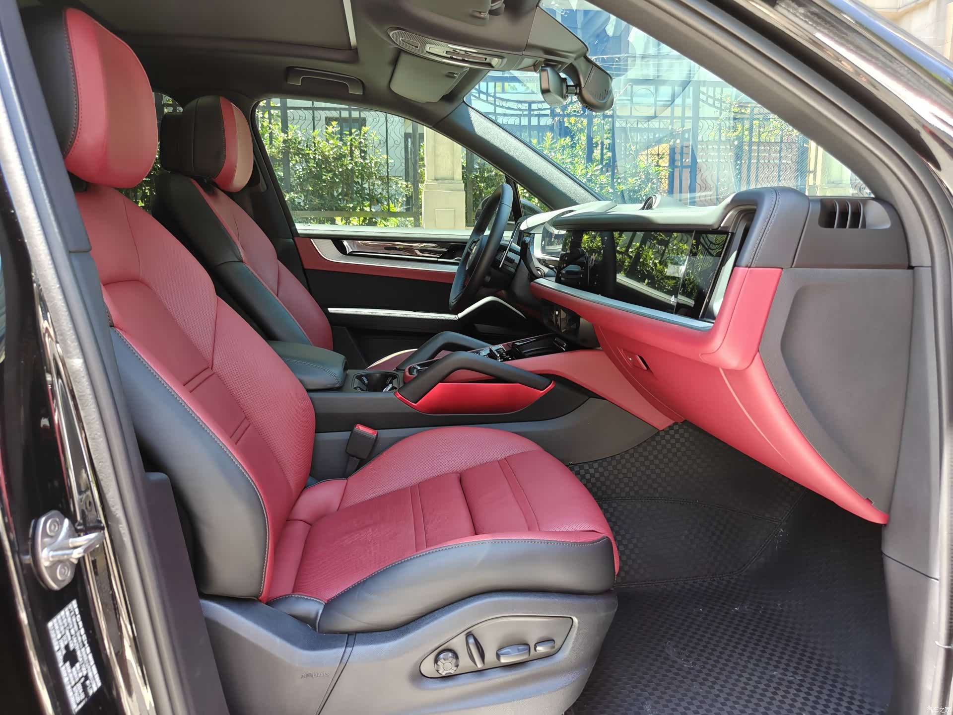 Porsche Cayenne, 2024 13