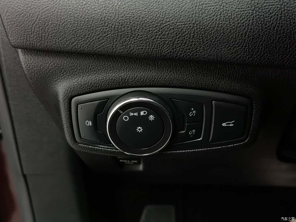 Lincoln MKC, 2019 21
