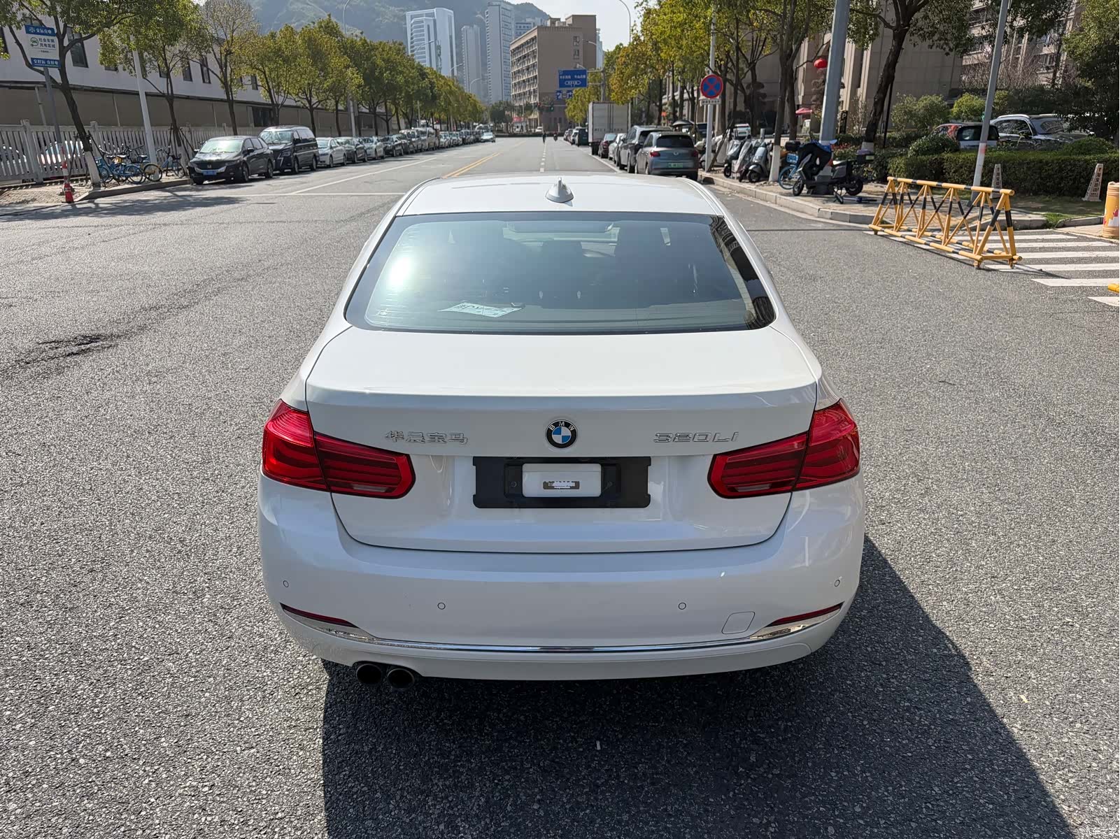 BMW 3 Series, 2017 16