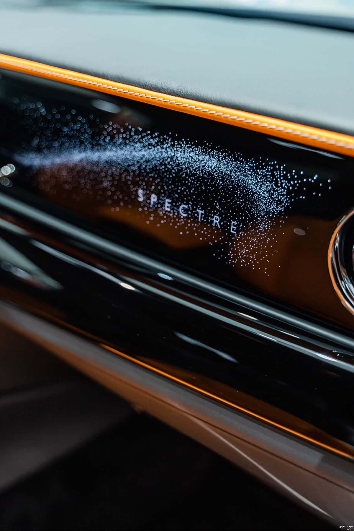 Rolls-Royce Spectre, 2024 17