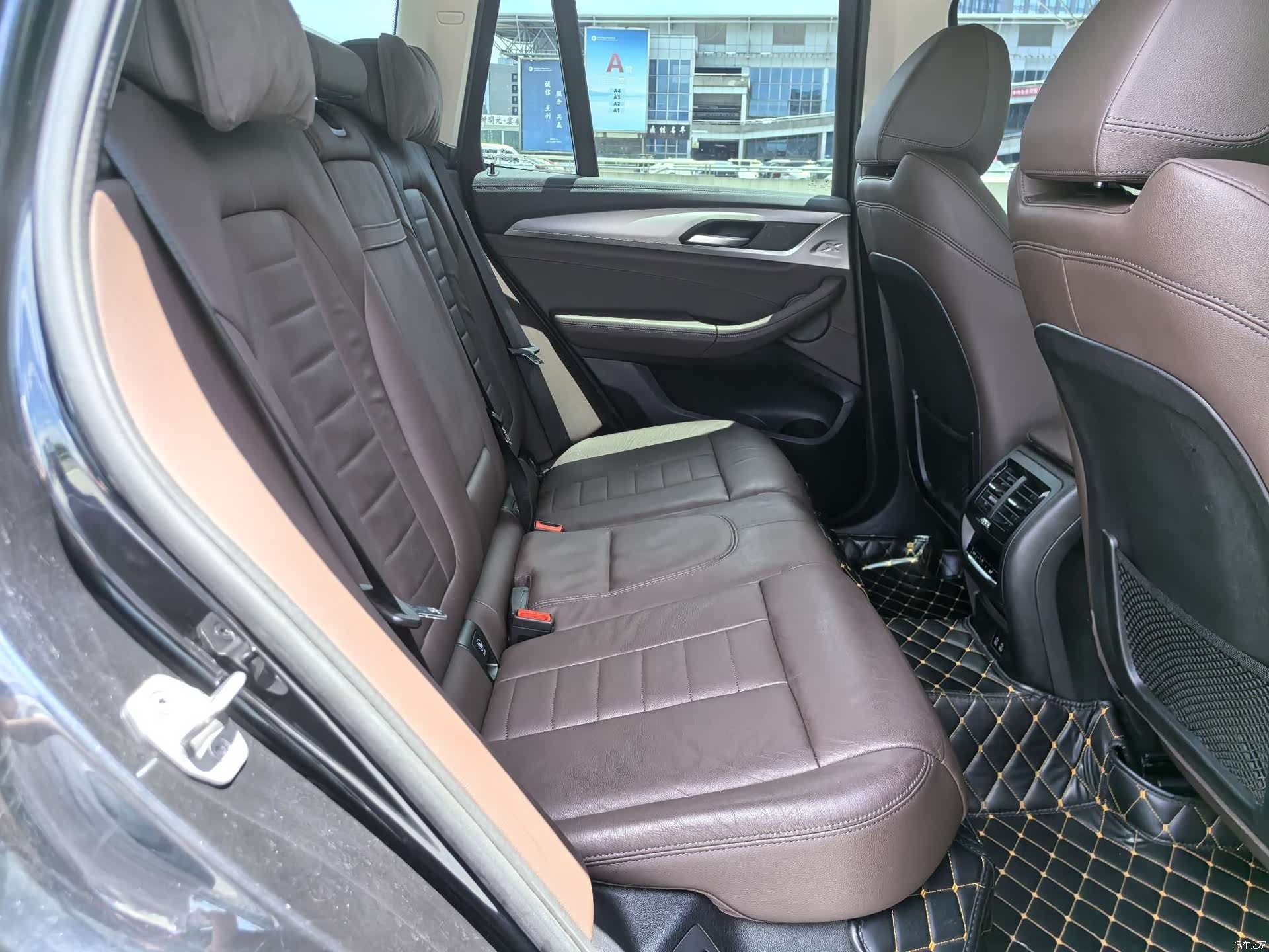 BMW iX3, 2021 11