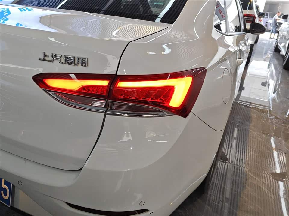 Buick Yinglang Buick Yinglang