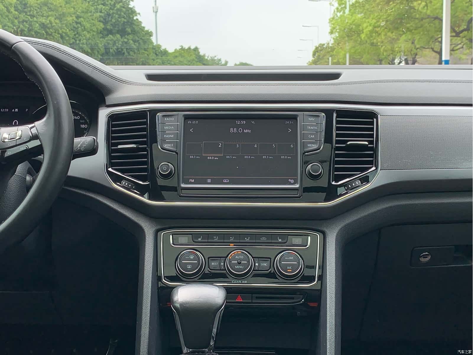 Volkswagen Teramont, 2017 19