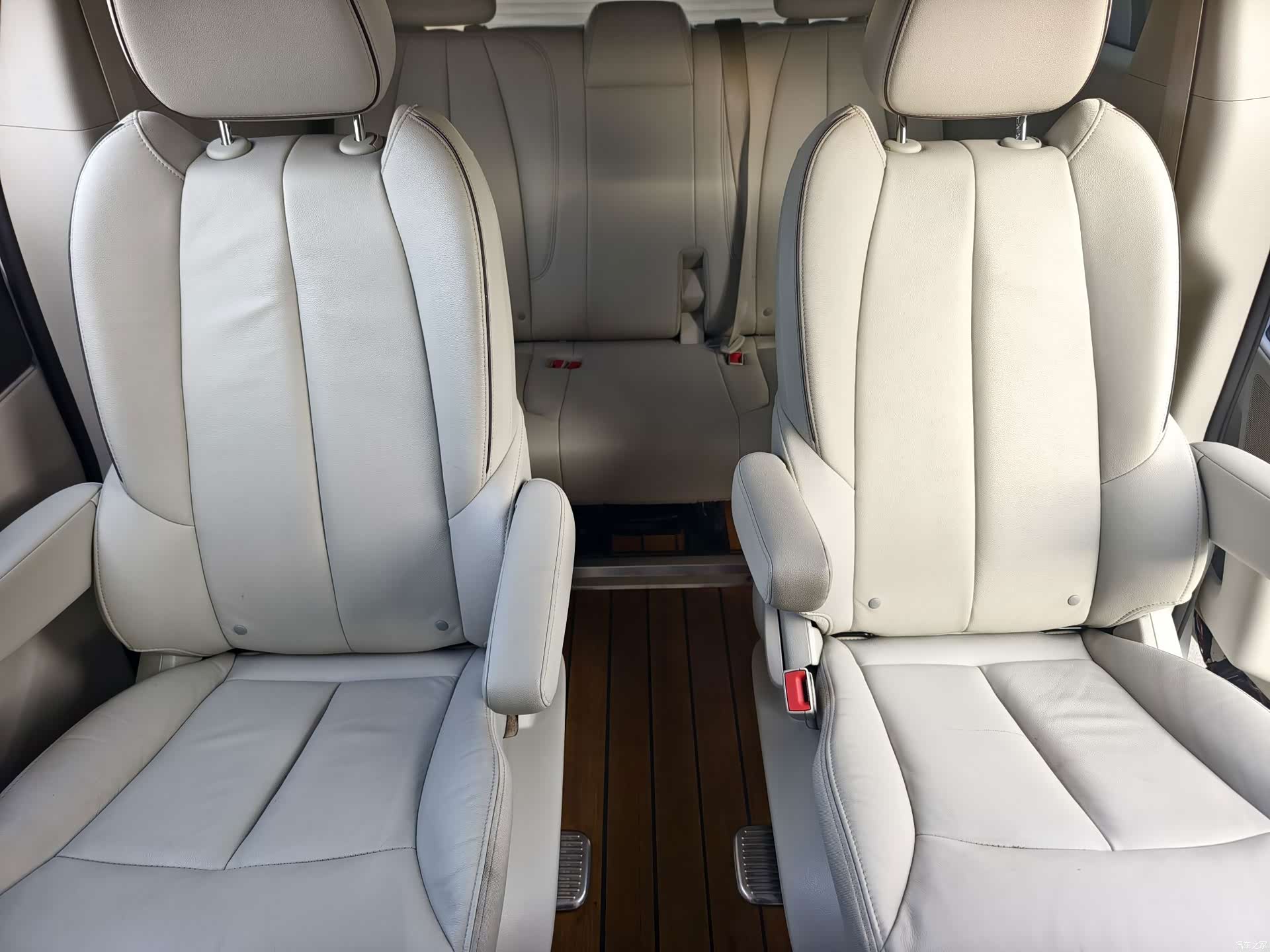 Buick GL8, 2021 11