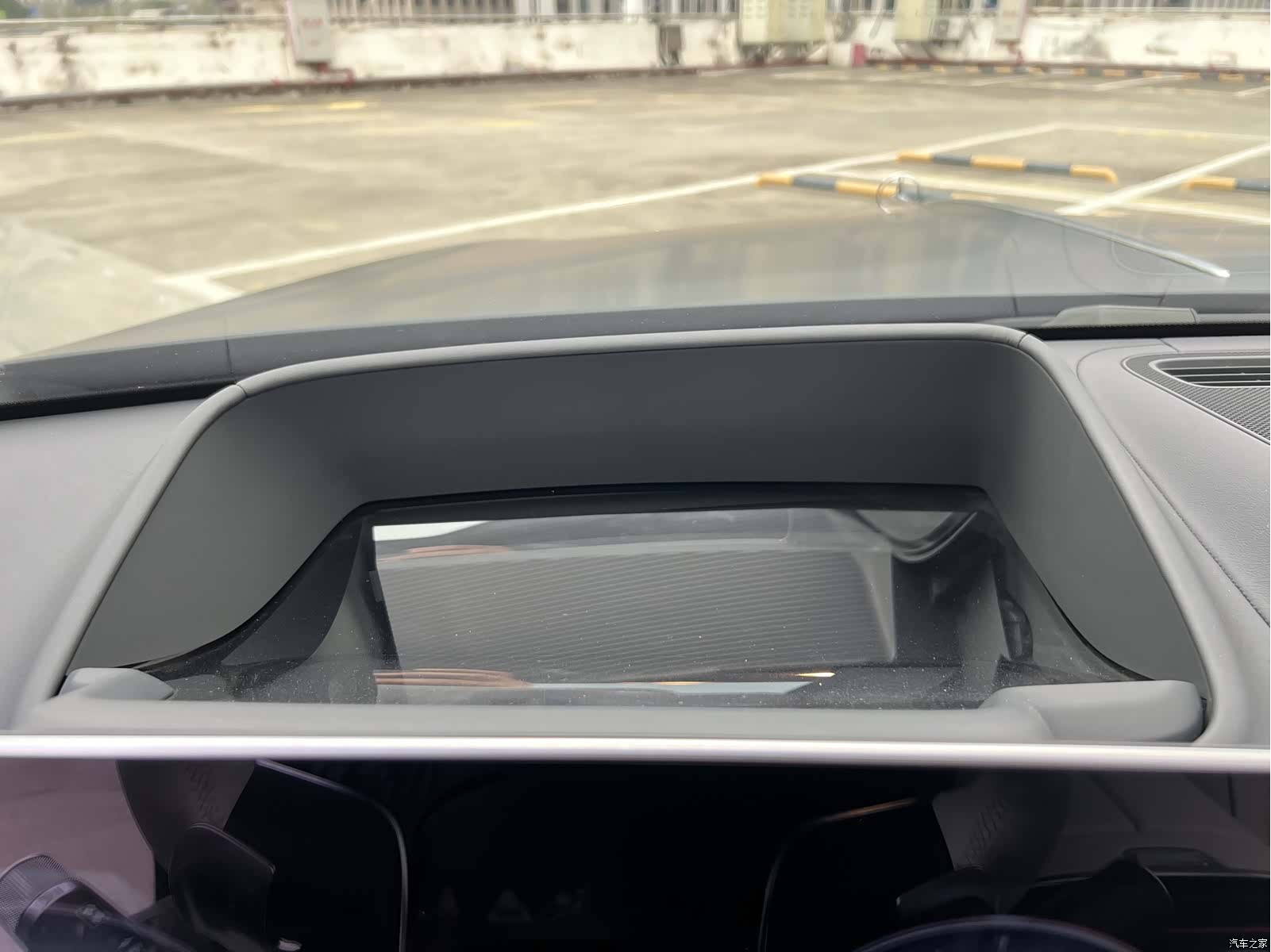 Maybach S-Class, 2023 23