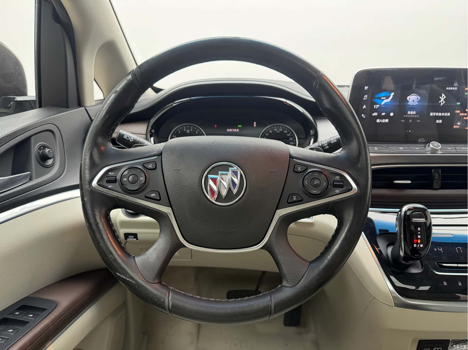 Buick GL8, 2020 9