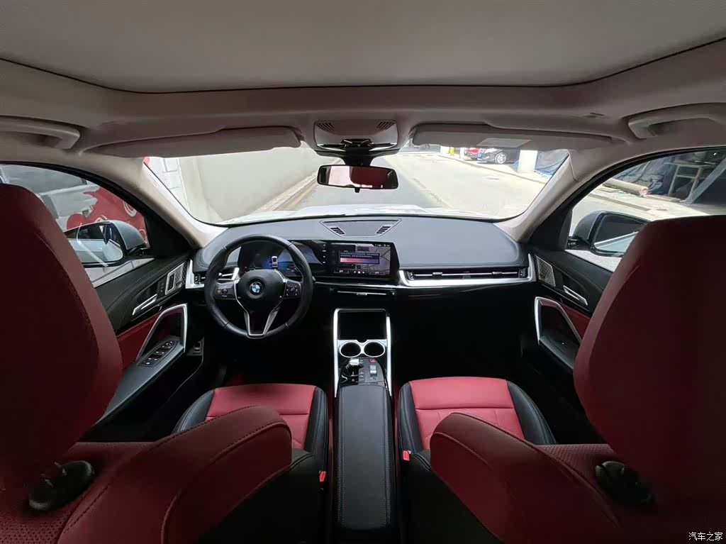 BMW X1, 2024 11