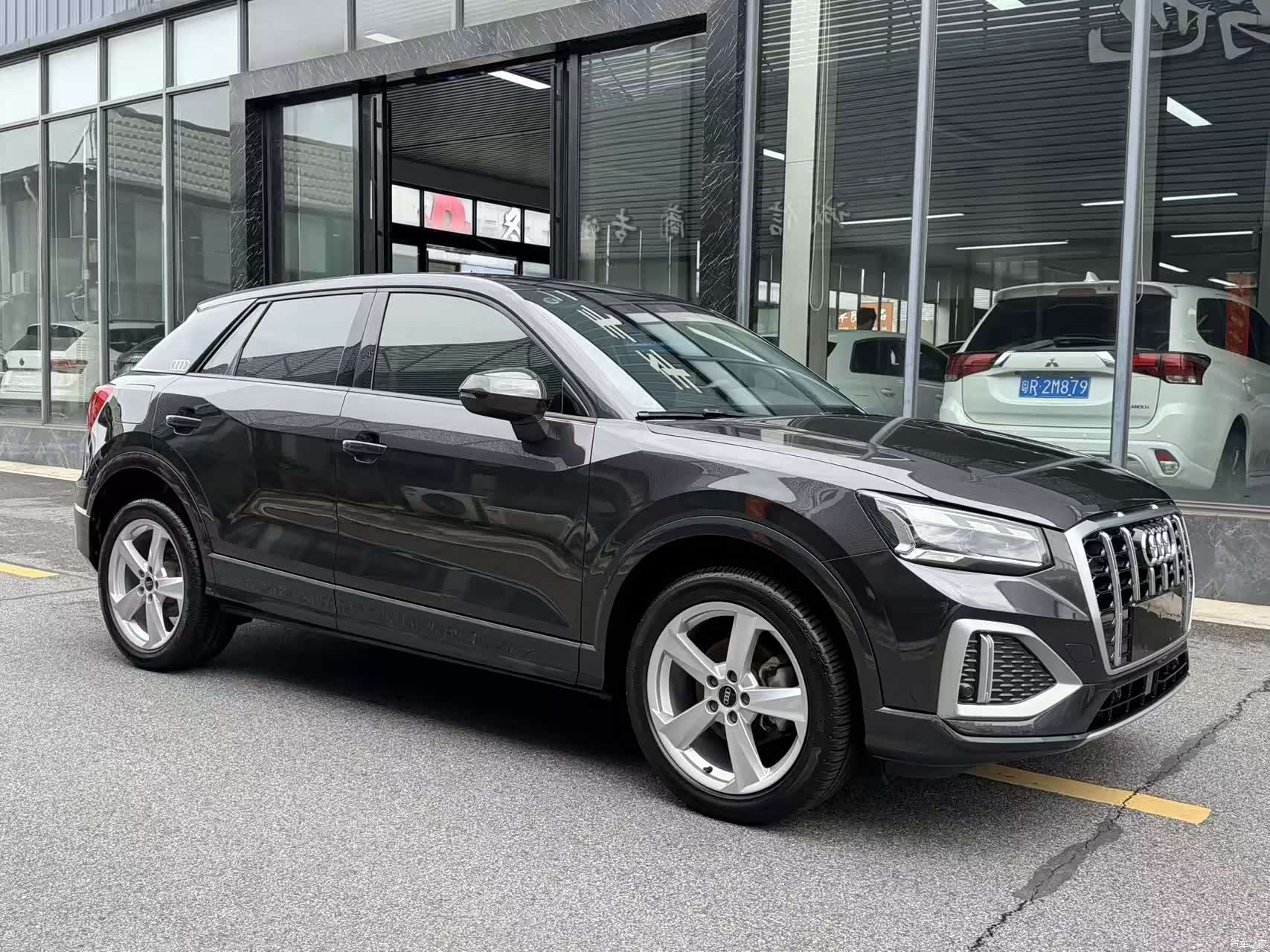 Audi Q2L, 2022 4