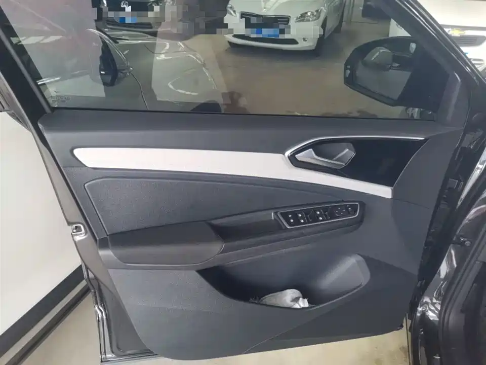 Jetta VS5