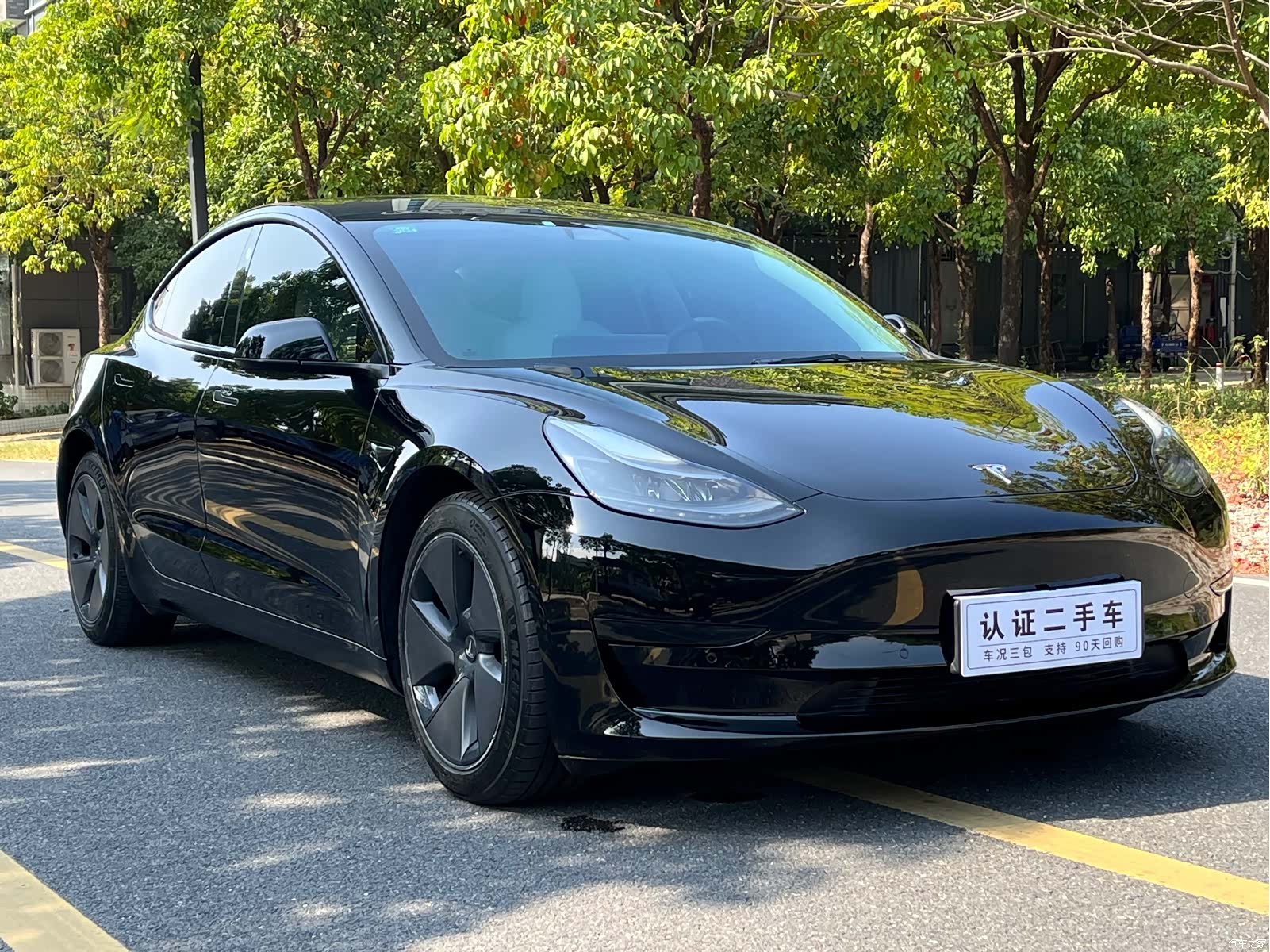 Tesla Model 3, 2022 3