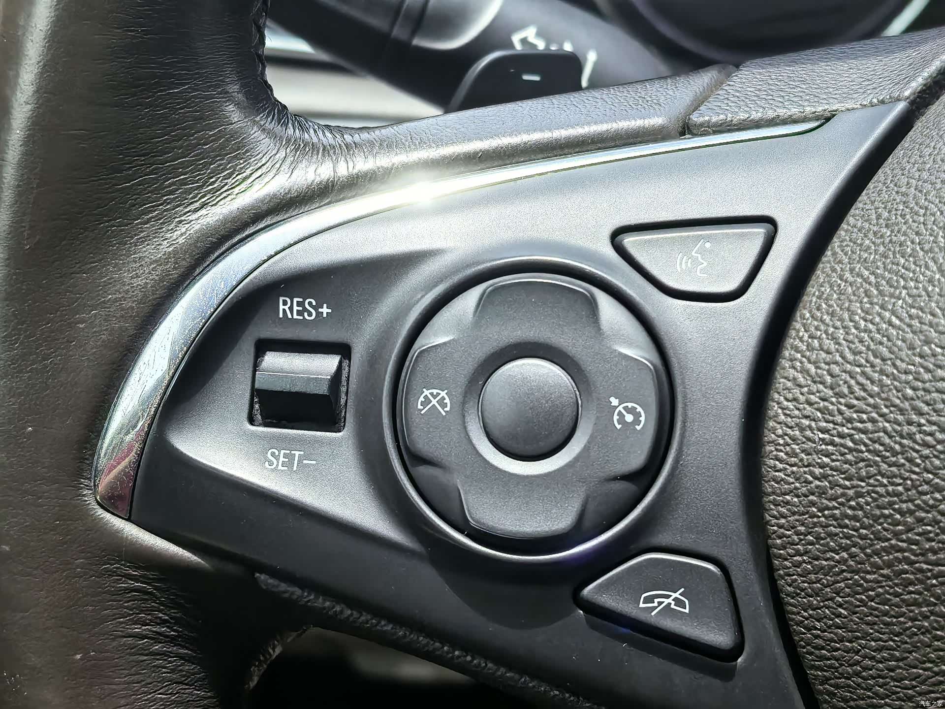 Buick LaCrosse, 2017 43
