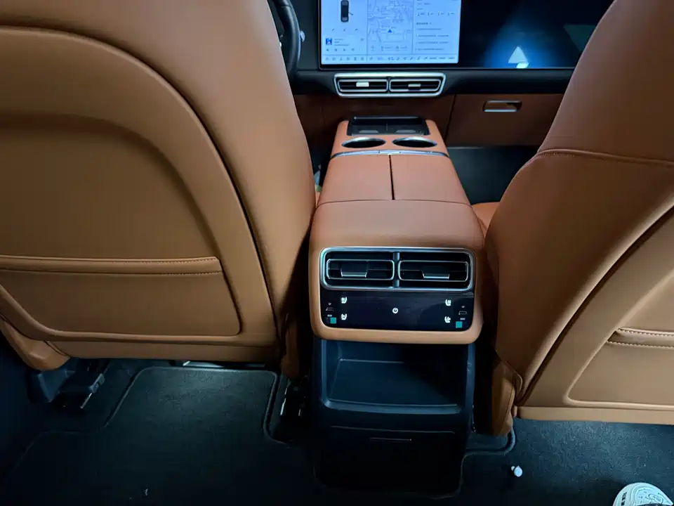 Li Auto Ideal L6