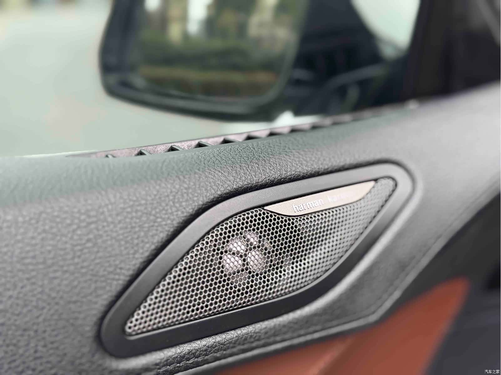 BMW 6 Series, 2019 все фото