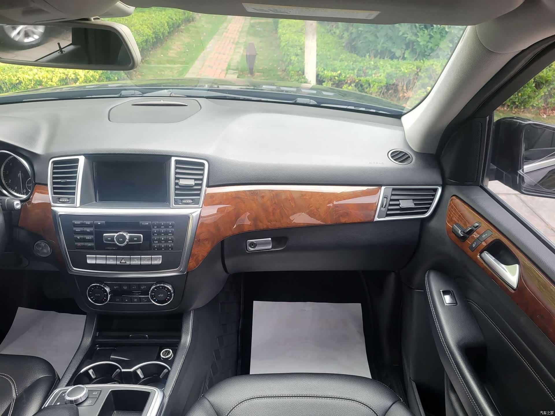 Mercedes-Benz M-Class, 2014 14