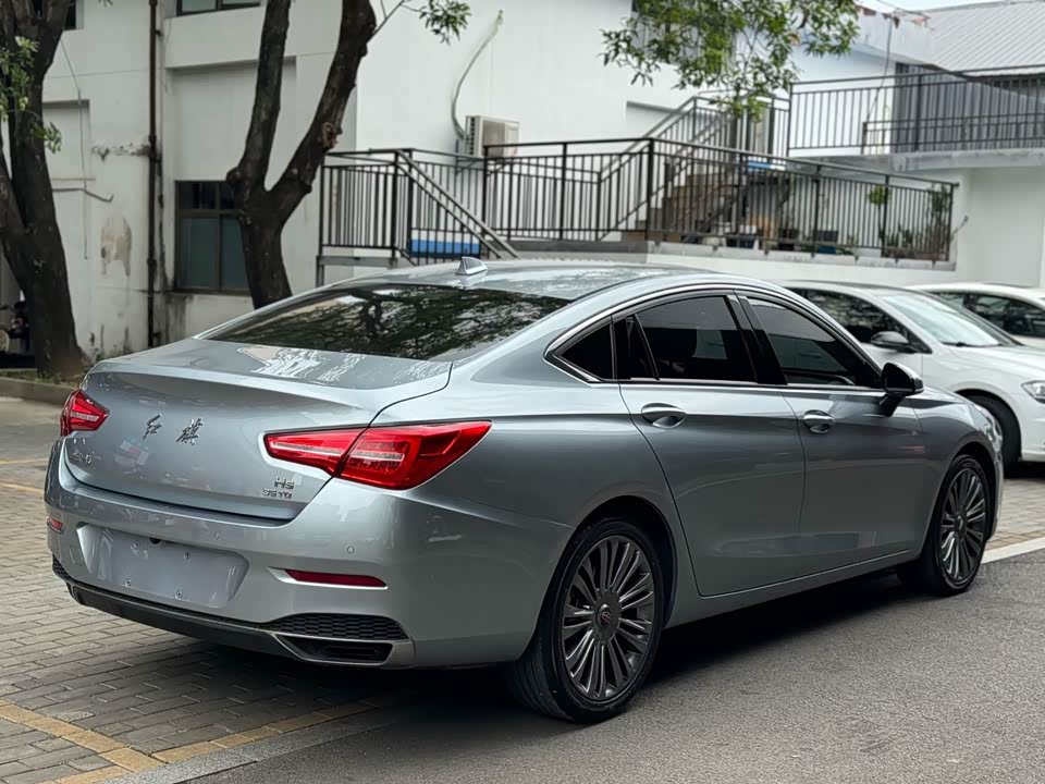 Hongqi H5