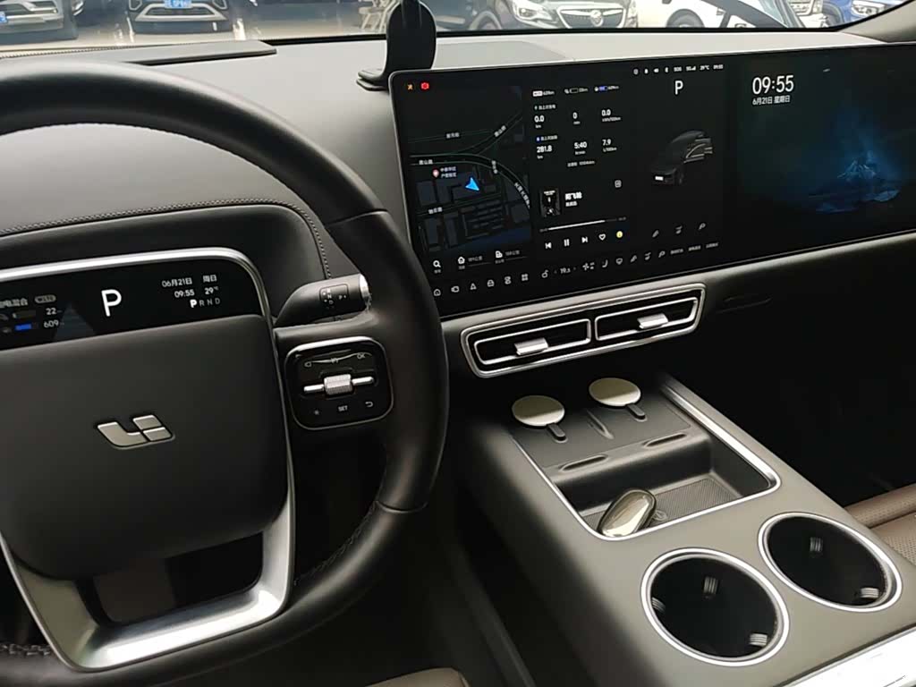 Li Auto L9, 2024 14