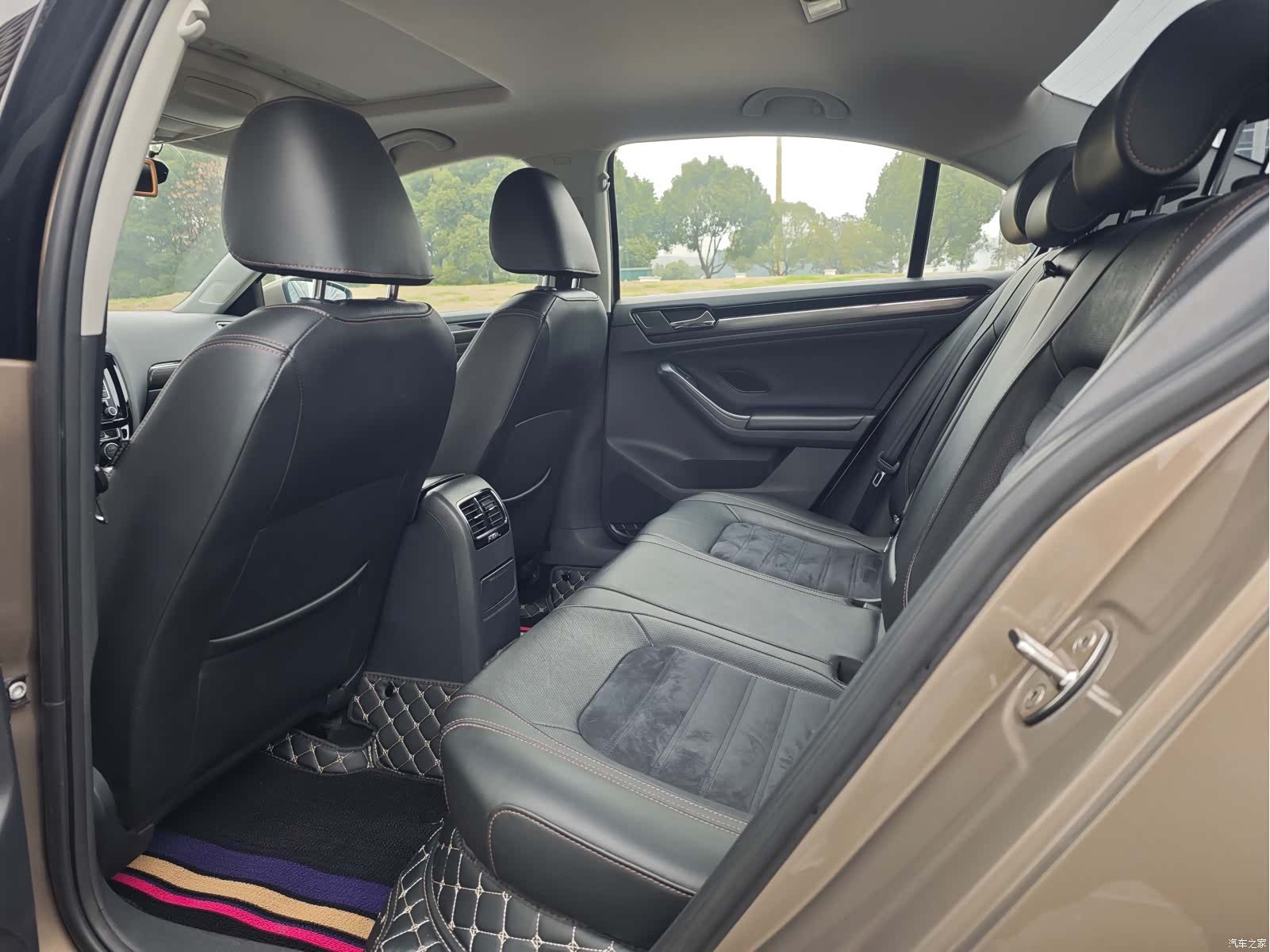 Volkswagen Sagitar, 2015 8