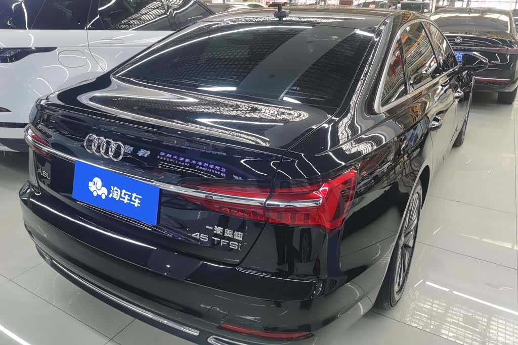 Audi A6L, 2021 3